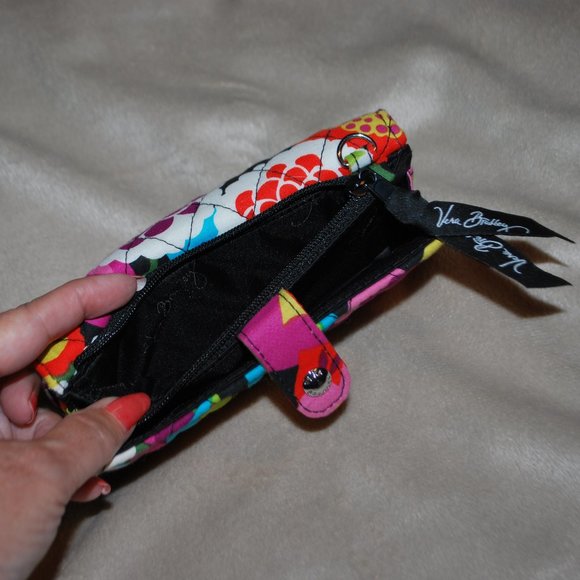Vera Bradley Wallet/Wristlet - EUC - Picture 6 of 9
